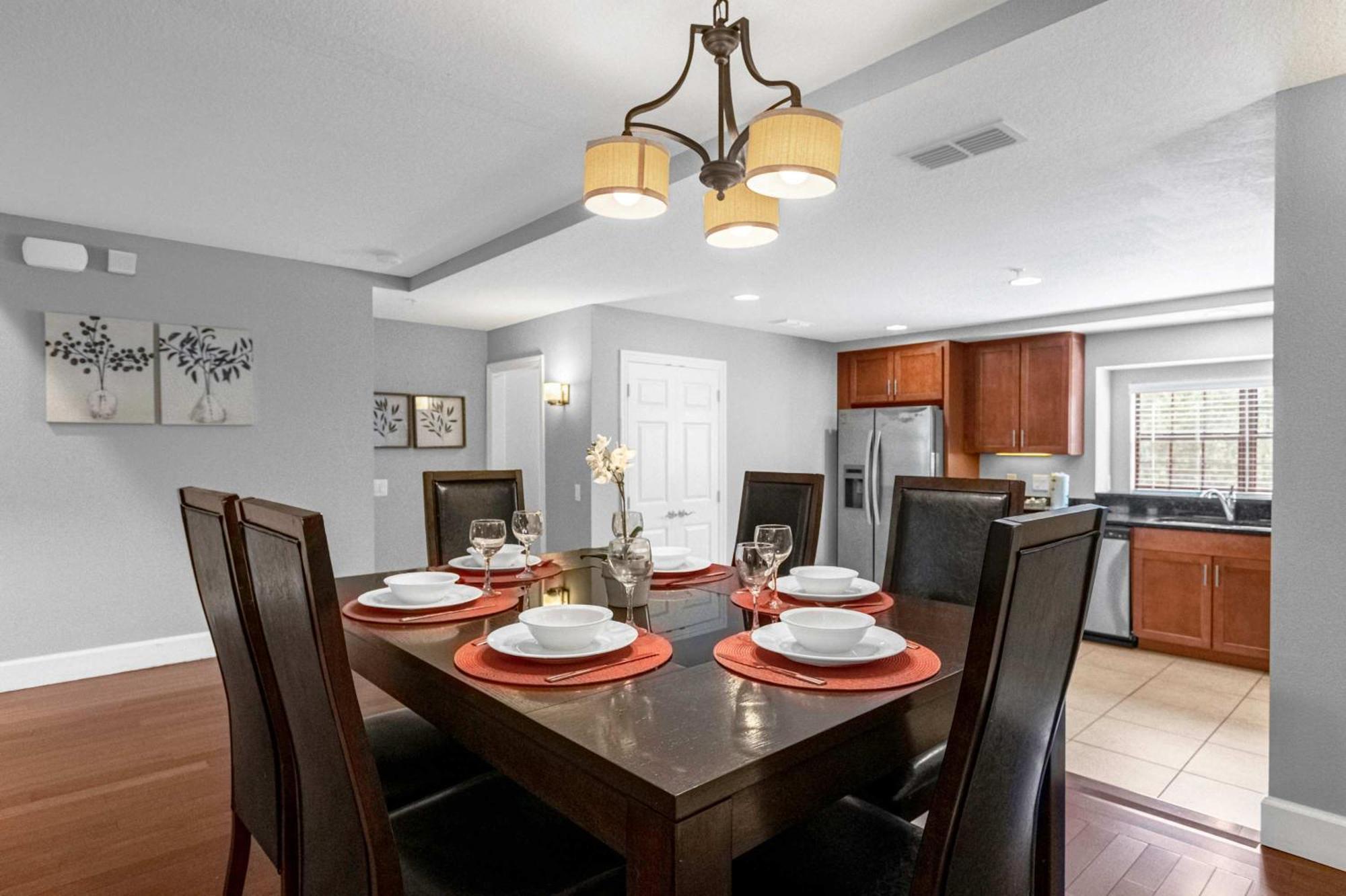Casa de férias Sunny Memorial Day In Fl - Townhome By Disney! Orlando